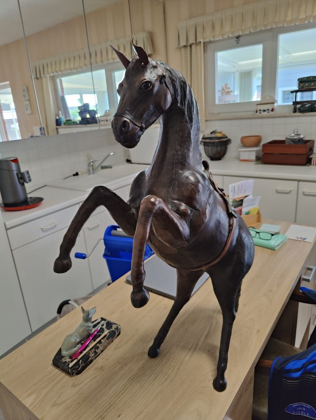 lederen paard 75 cm hoog, Ophalen