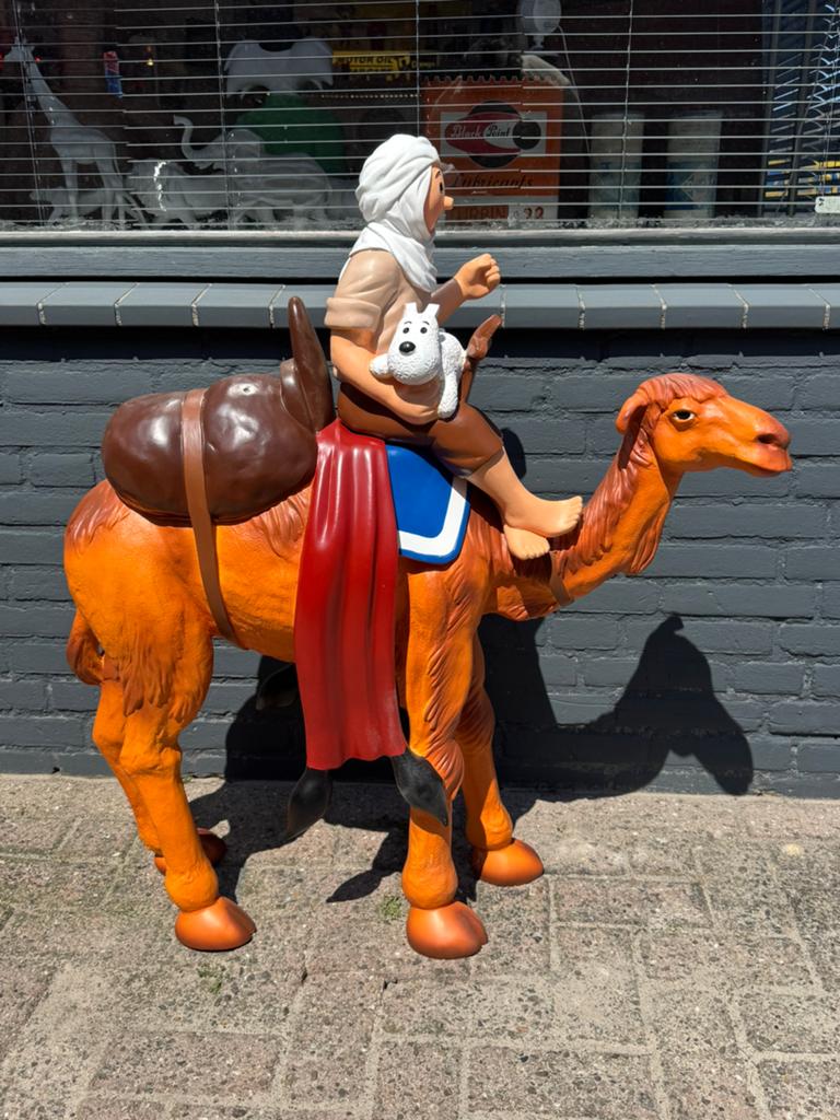 Kuifje op Kameel beeld, Verzamelen, Ophalen, Kuifje, Gebruikt, Beeldje of Figuurtje