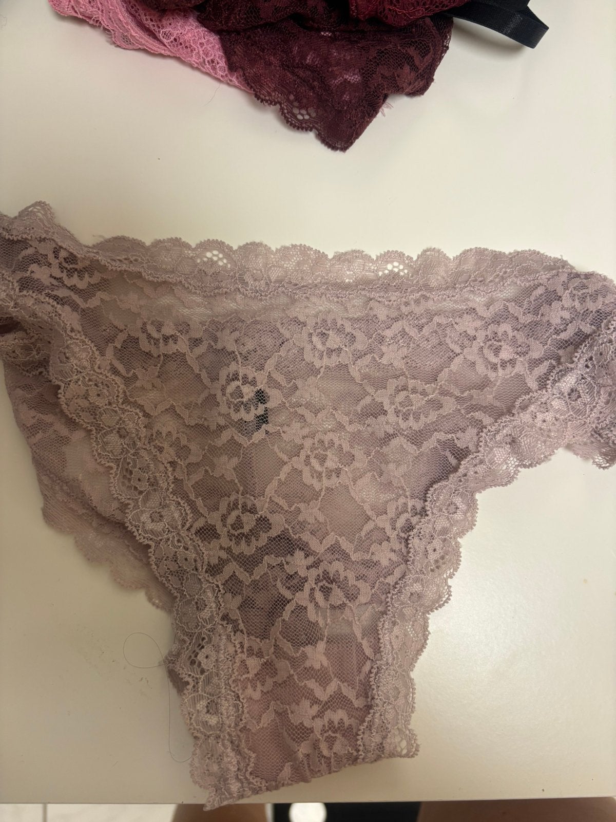 Lichtroze brazilian slip kant, Verzenden, Slip