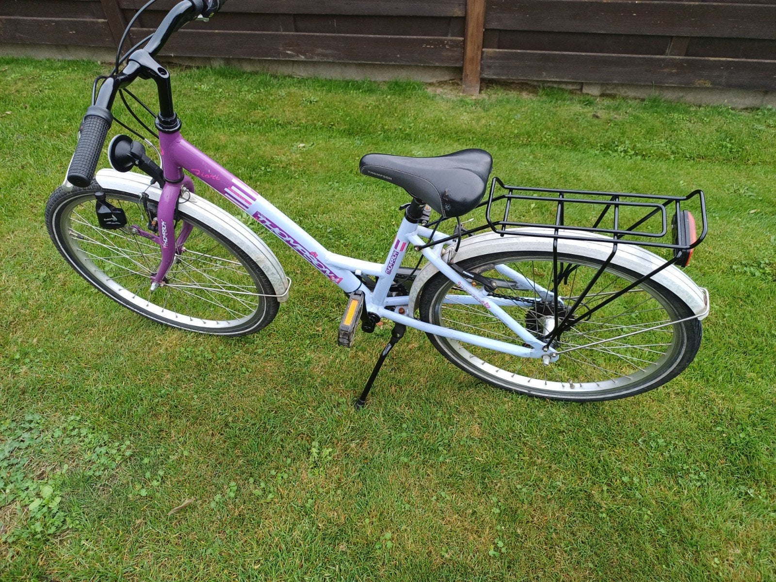 meisjes kinderfiets Thompson 22 inch, Fietsen en Brommers, Ophalen, 22 inch, Gebruikt, Velgrem