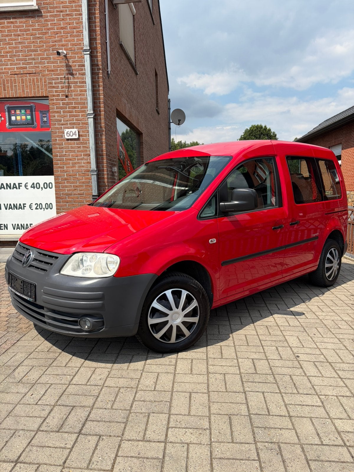 Vw caddy 1.4 benzine 7 plaats met trekhaak, Auto's, Volkswagen, 7 zetels, Bedrijf, Handgeschakeld, Trekhaak