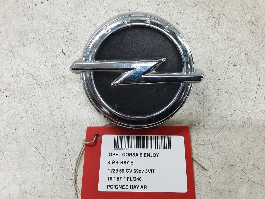 POIGNEE COFFRE / HAYON ARRIERE Opel Corsa E (563697283), Autos : Pièces & Accessoires, Opel, Opel Automobile GmbH, Utilisé, Kontakt-opel@opel.com