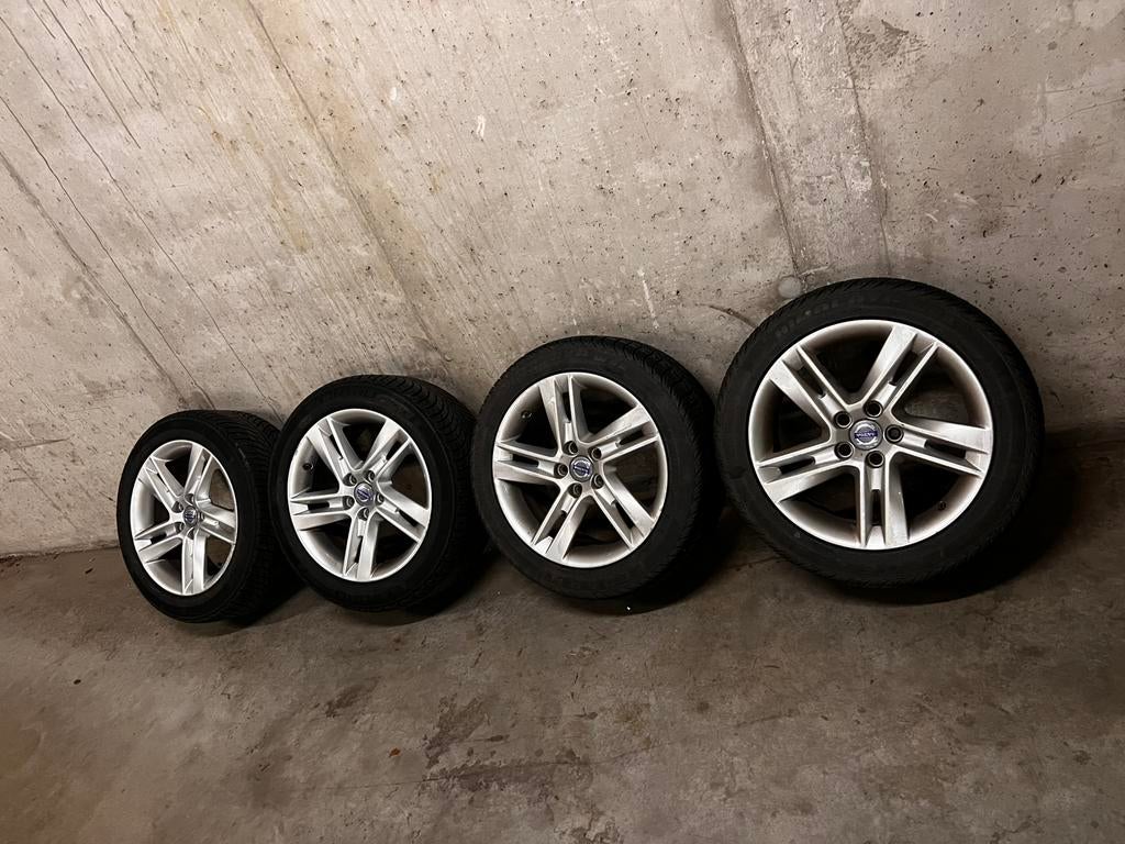 Velgen met winterbanden voor Volvo V60, Auto-onderdelen, Ophalen, Winterbanden, Band(en)
