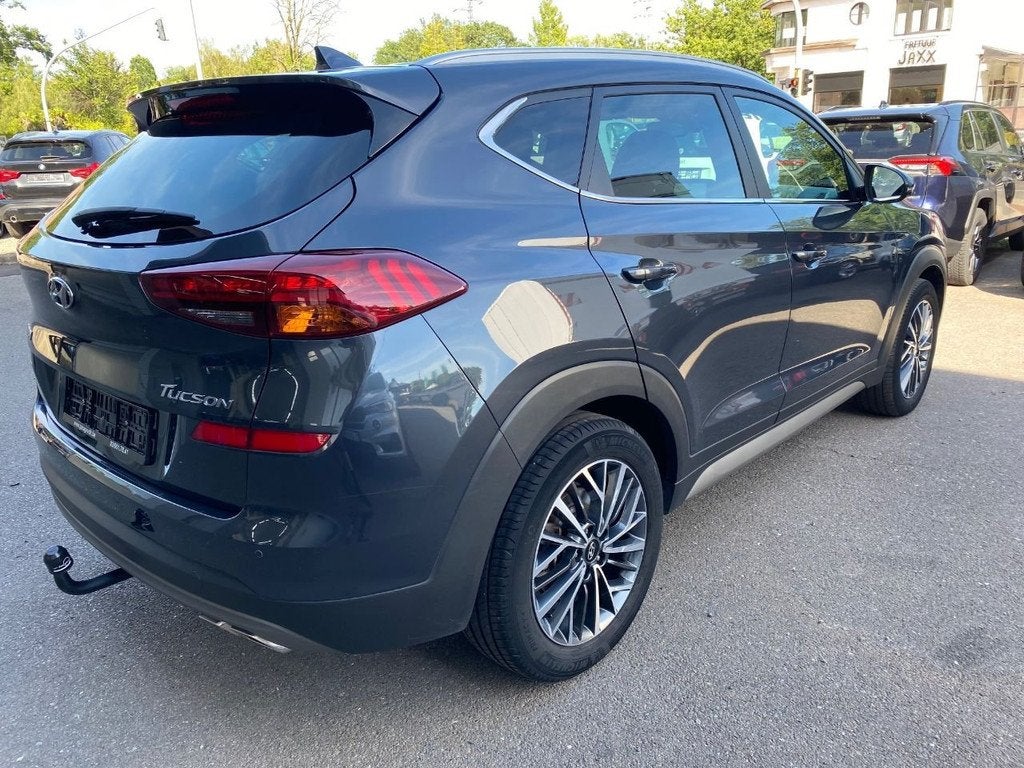 Hyundai Tucson 2WD FEEL AUTOMAAT 2JAAR GARANTIE (bj 2021), Auto's, Hyundai, 173 g/km, Gebruikt, 4 cilinders, https://public.car-pass.be/vhr/9f36f900-aefb-4dfc-b387-54f5e359c62f