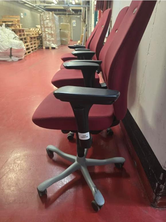 Kinnarps 8000 ergonomische professionele bureaustoel, Huis en Inrichting, Ophalen of Verzenden, Zo goed als nieuw