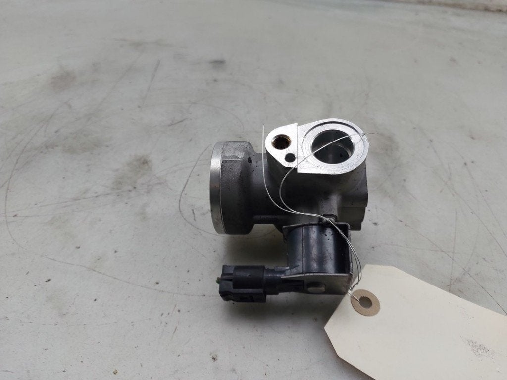 RADIATEUR SOUPAPE ELECTRIQUE BMW i3 (I01) (01-2013/06-2022), Utilisé, BMW, Petuelring 130
80809  München, DE, Bayerische Motoren Werke AG
