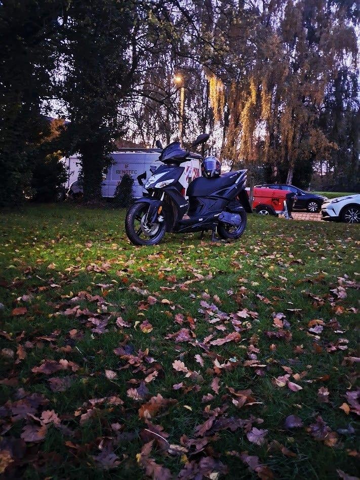 Kymco Agility 16+ (Eind 2025) – 2600km – Topstaat + Garantie, Ophalen, Kymco, 1 versnellingen, 50 cc