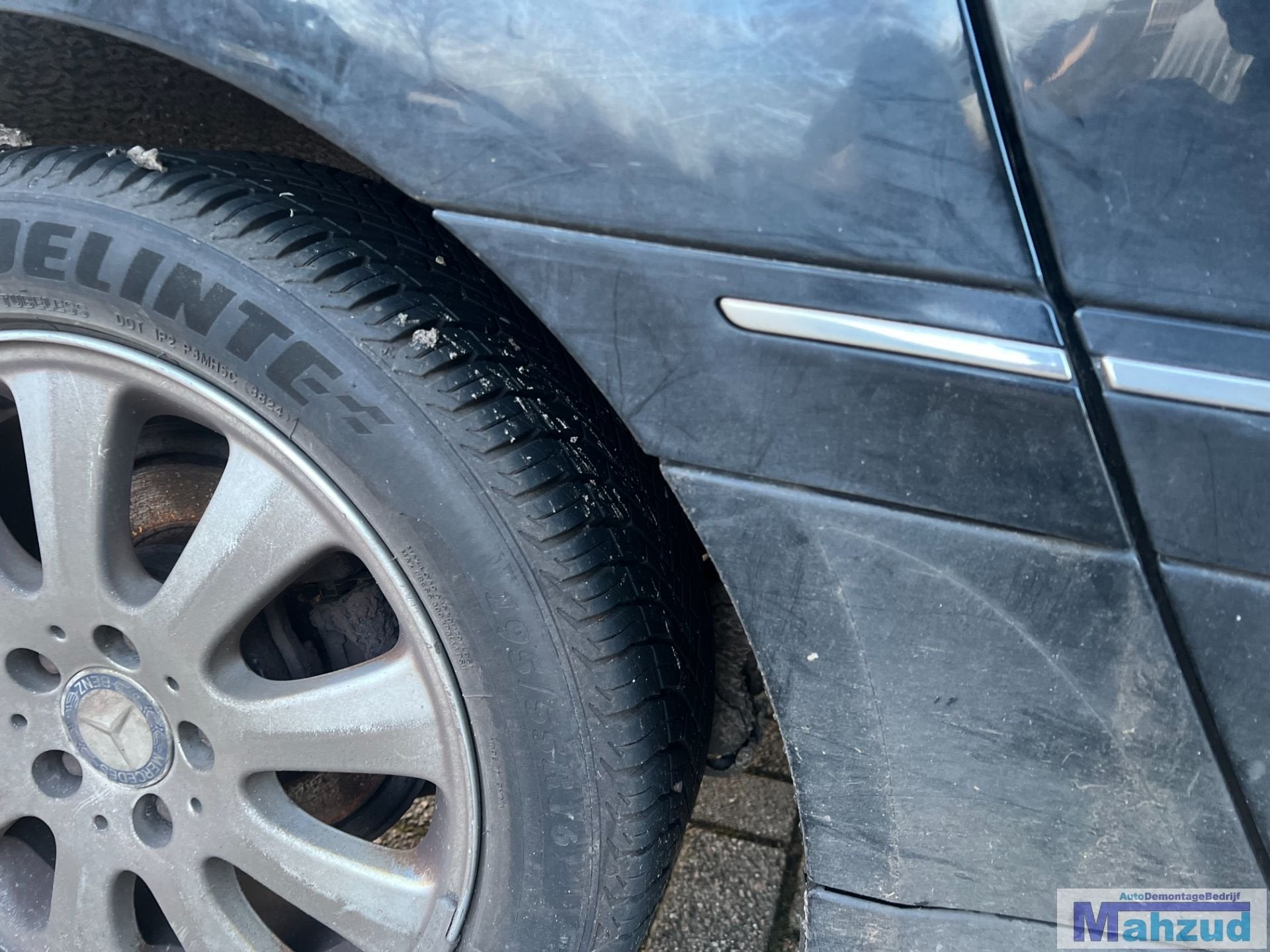 MERCEDES B KLASSE W245 zwart 191 rechts sierstrip 2005-2011, Gebruikt, Mercedes-Benz AG, Mercedes-Benz, Mercedesstrasse 120
70372  Stuttgart, DE