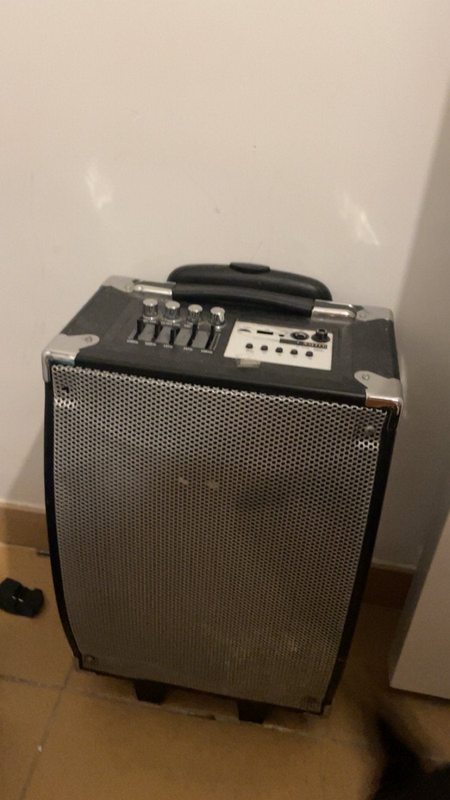 Box, Muziek en Instrumenten, Ophalen, Zo goed als nieuw