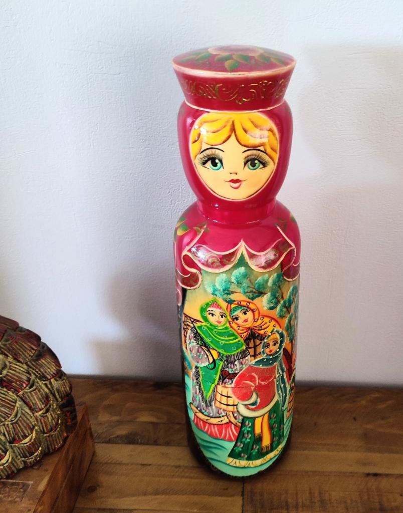Superbe Matriochka vintage, faite à la main, pour bouteille, Enlèvement ou Envoi