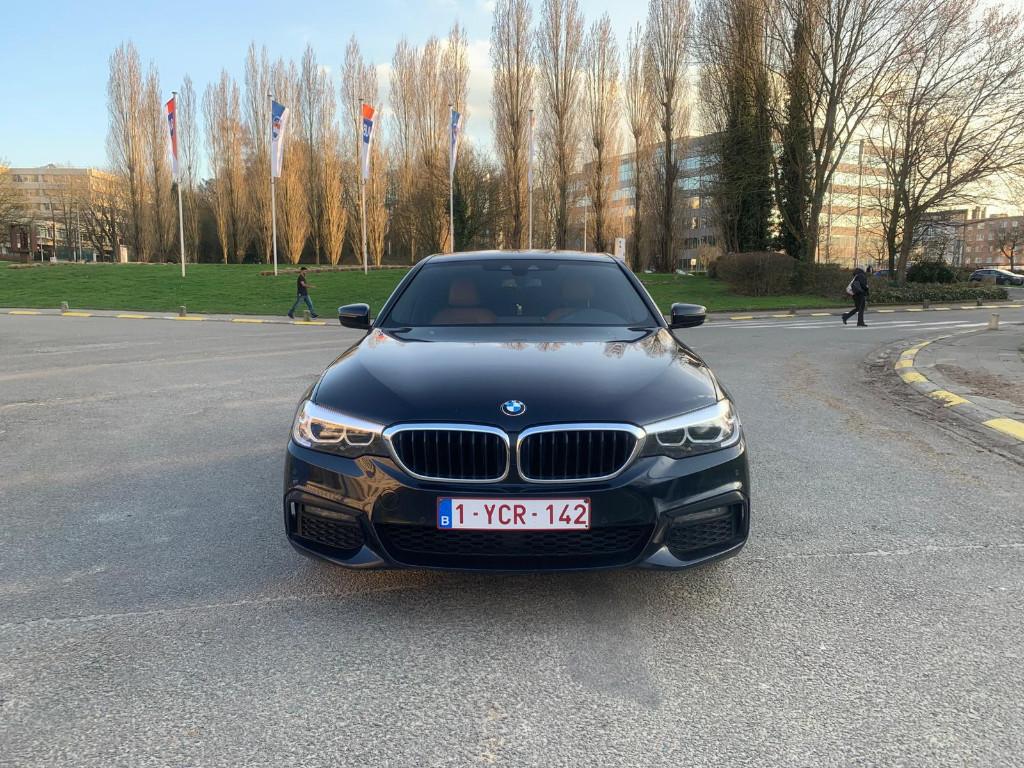 BMW 530e M-Pack / 157.000km / Full Option / Euro 6d, Auto's, BMW, 4 deurs, Achterwielaandrijving, Euro 6, 4 cilinders