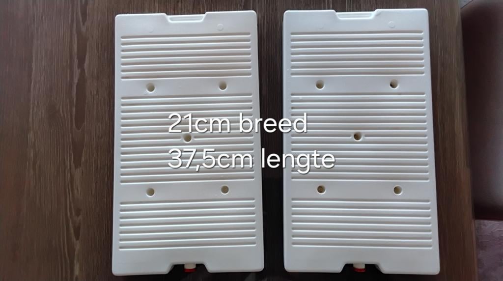 2 grote koelelementen., Caravans en Kamperen, Koelboxen, Ophalen