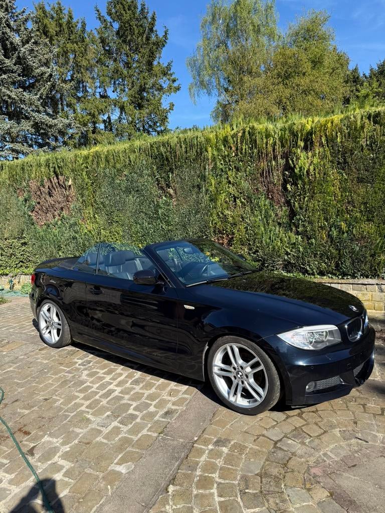 Bmw 118D Cabriolet Pack M, 1995 cc, Zwart, 4 cilinders, Cabriolet