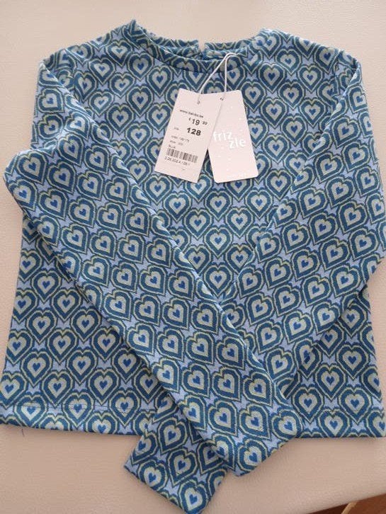 nieuw truitje MT 128, Kinderen en Baby's, Ophalen of Verzenden