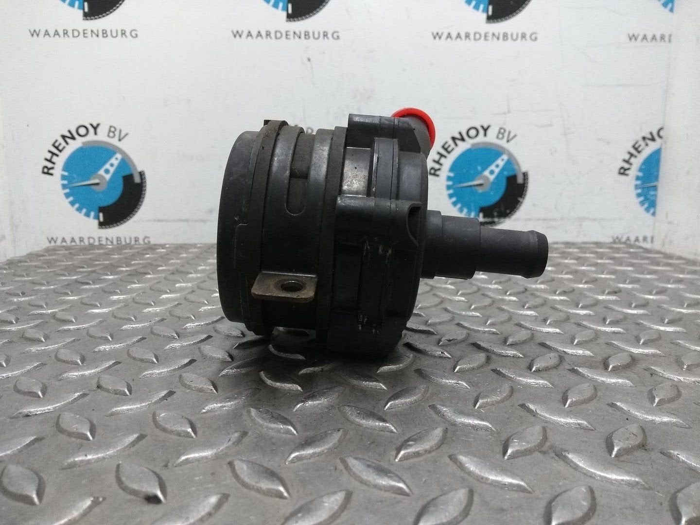 FORD FOCUS WATERPOMP 2013, Autos : Pièces & Accessoires, Moteurs & Accessoires, Utilisé, ARN reconnu, Stiba membre, Reconnu durable
