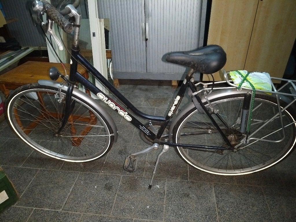 Damesfiets, Ophalen, Zo goed als nieuw