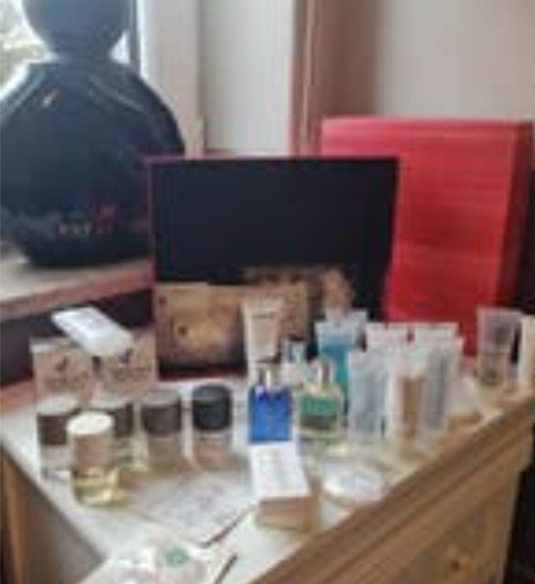 Doos vol mini zeepjes parfum douchehel..., Diversen, Ophalen of Verzenden