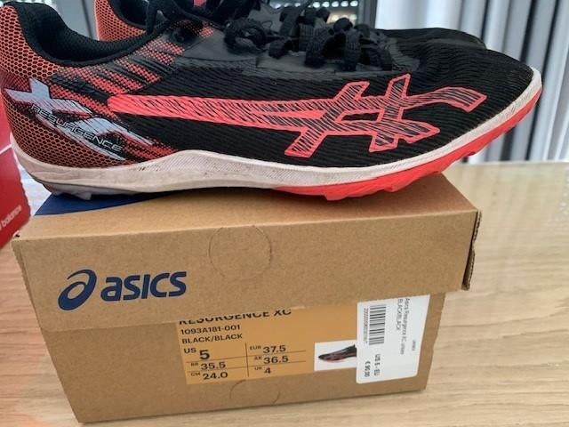 spikes, Sport en Fitness, Ophalen, Zo goed als nieuw, Spikes, Hardlopen