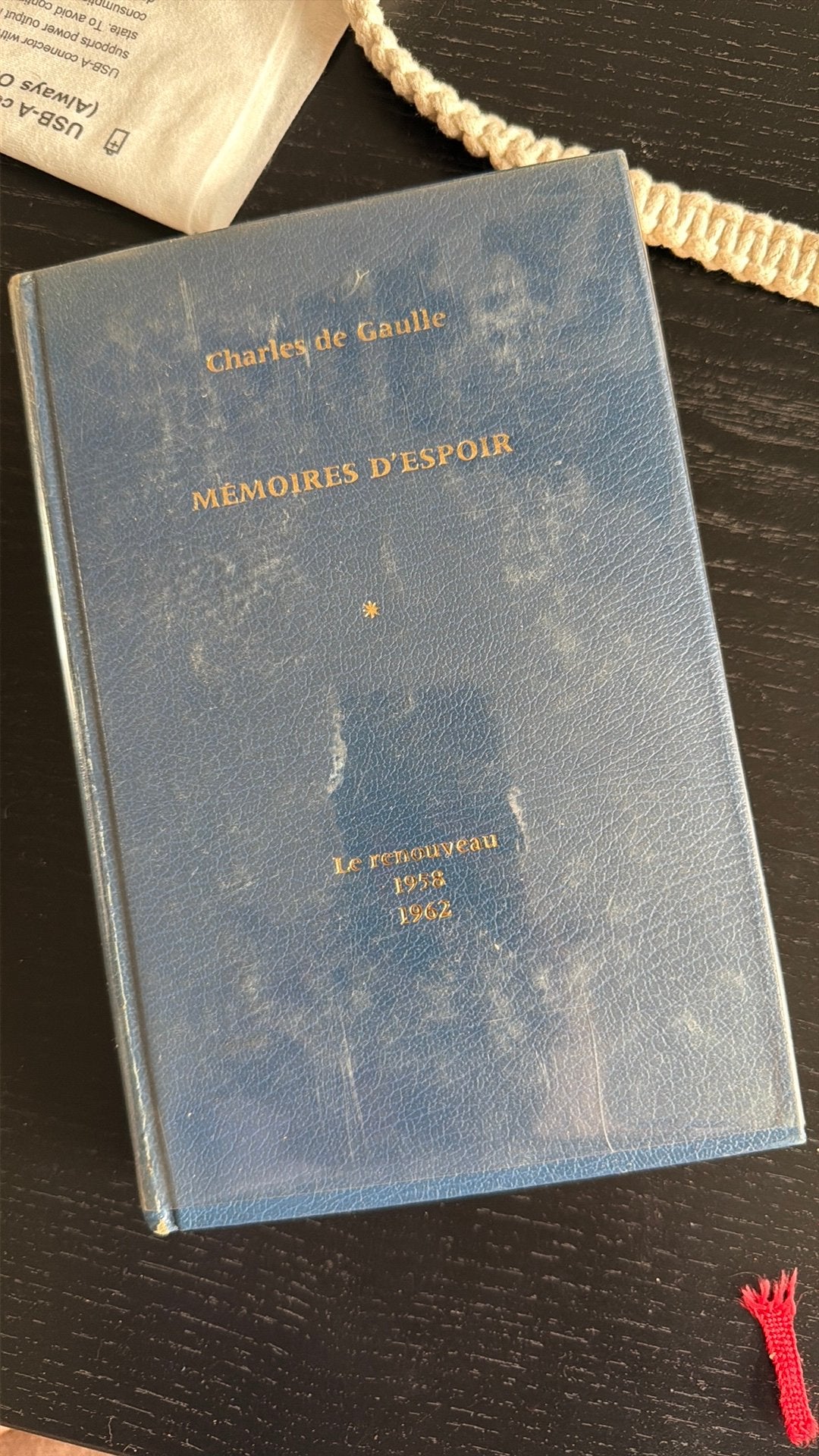 Souvenirs d'espoir, Antiquités & Art, Enlèvement