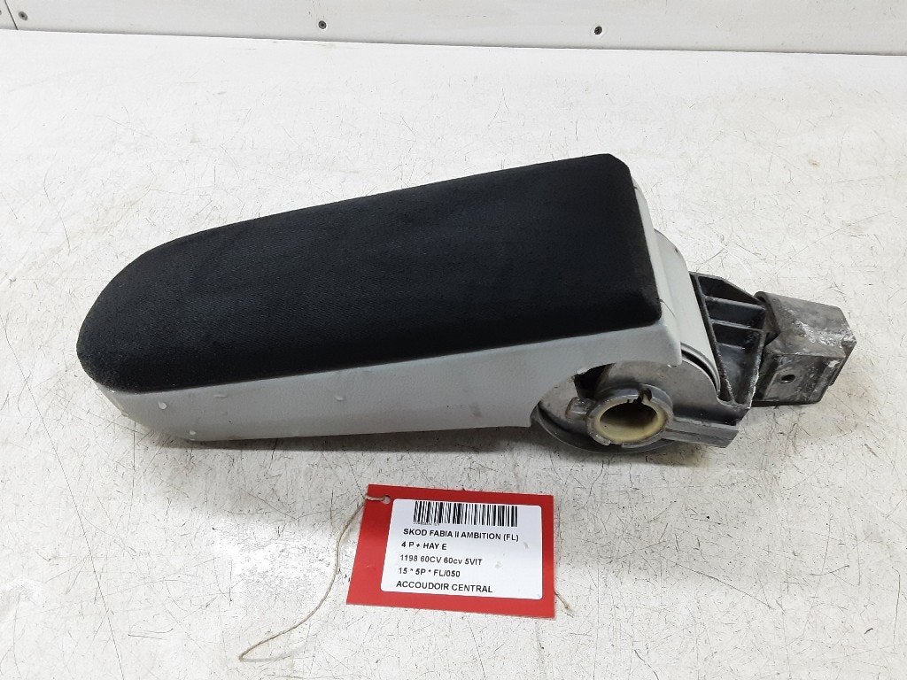 MIDDENCONSOLE Skoda Fabia II Combi (01-2007/12-2015), Auto-onderdelen, Interieur en Bekleding, Gebruikt, Mevr. I. Hauben, Skoda