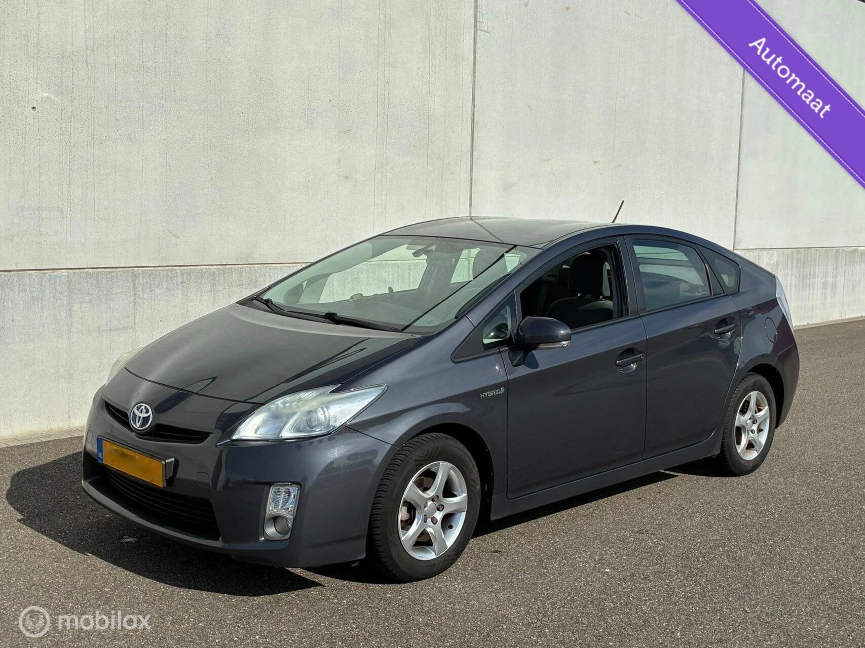 Toyota Prius 1.8 HSD Aspiration HYBRIDE AUTOMAAT NAP, Auto's, Gebruikt, 4 cilinders, Metaalkleur, 5 zetels