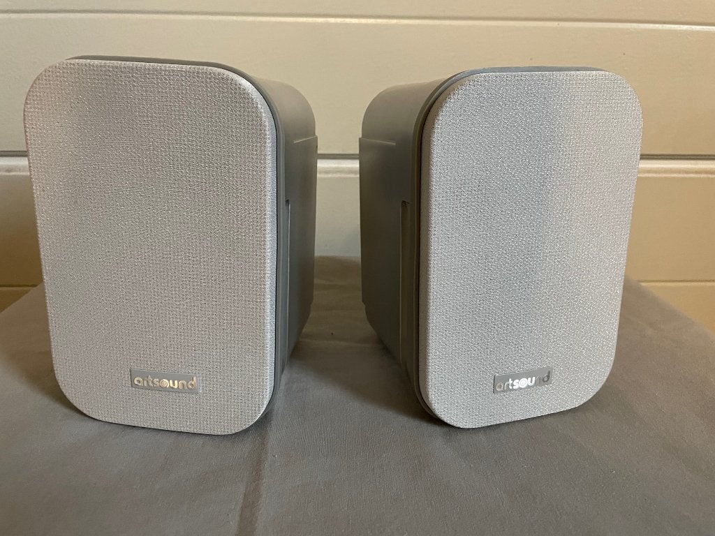 speakers ART SOUND AS30, Enceinte d'étagère, Enlèvement ou Envoi, Supports muraux inclus, 60 à 120 watts