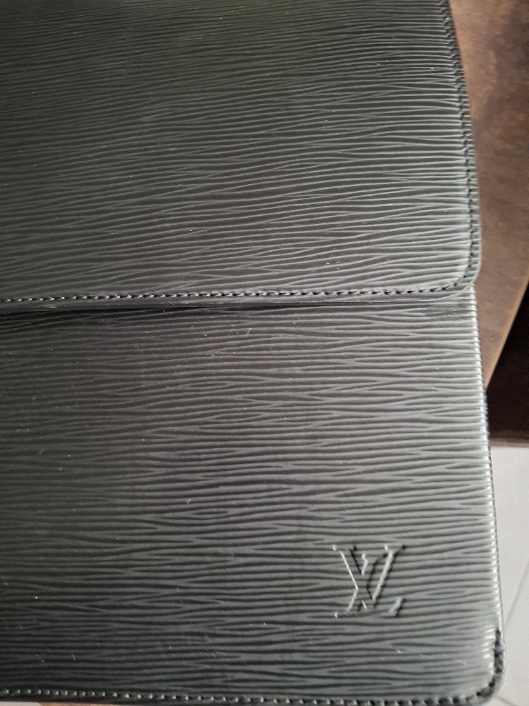 Aktetas Louis Vuitton, Bijoux, Sacs & Beauté, Moins de 40 cm, 35 à 55 cm, Comme neuf, Enlèvement