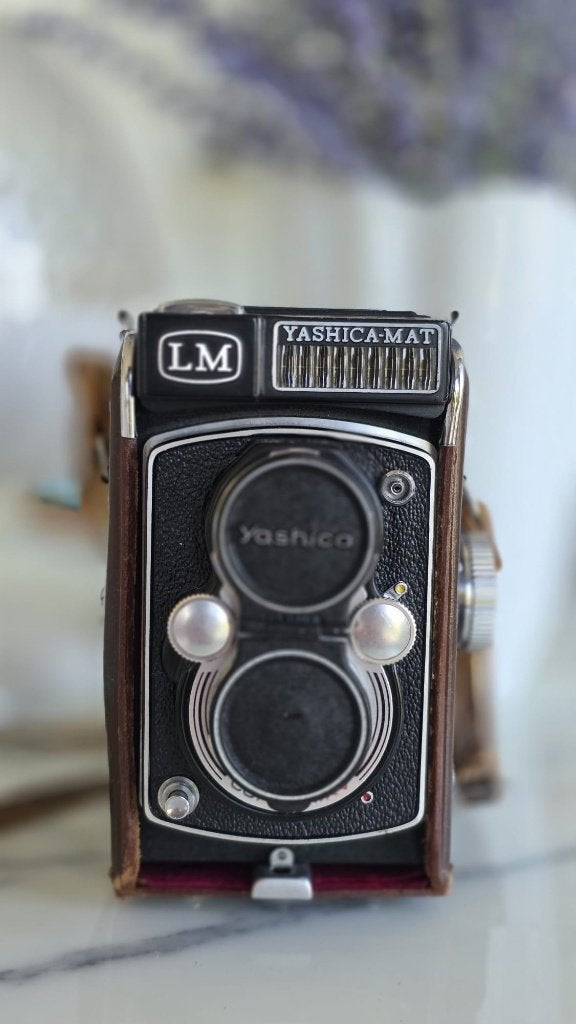 Vintage Yashica Mat LM-TLR camera met leren tas en lenzen, Audio, Tv en Foto, Fotocamera's Analoog, Gebruikt, Overige Merken, Ophalen of Verzenden