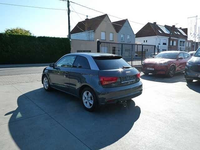 Audi A1 3d 1.0 i benzine 95pk Business Sport Luxe  (15429), Autos, Argent ou Gris, Achat, A1, Euro 6