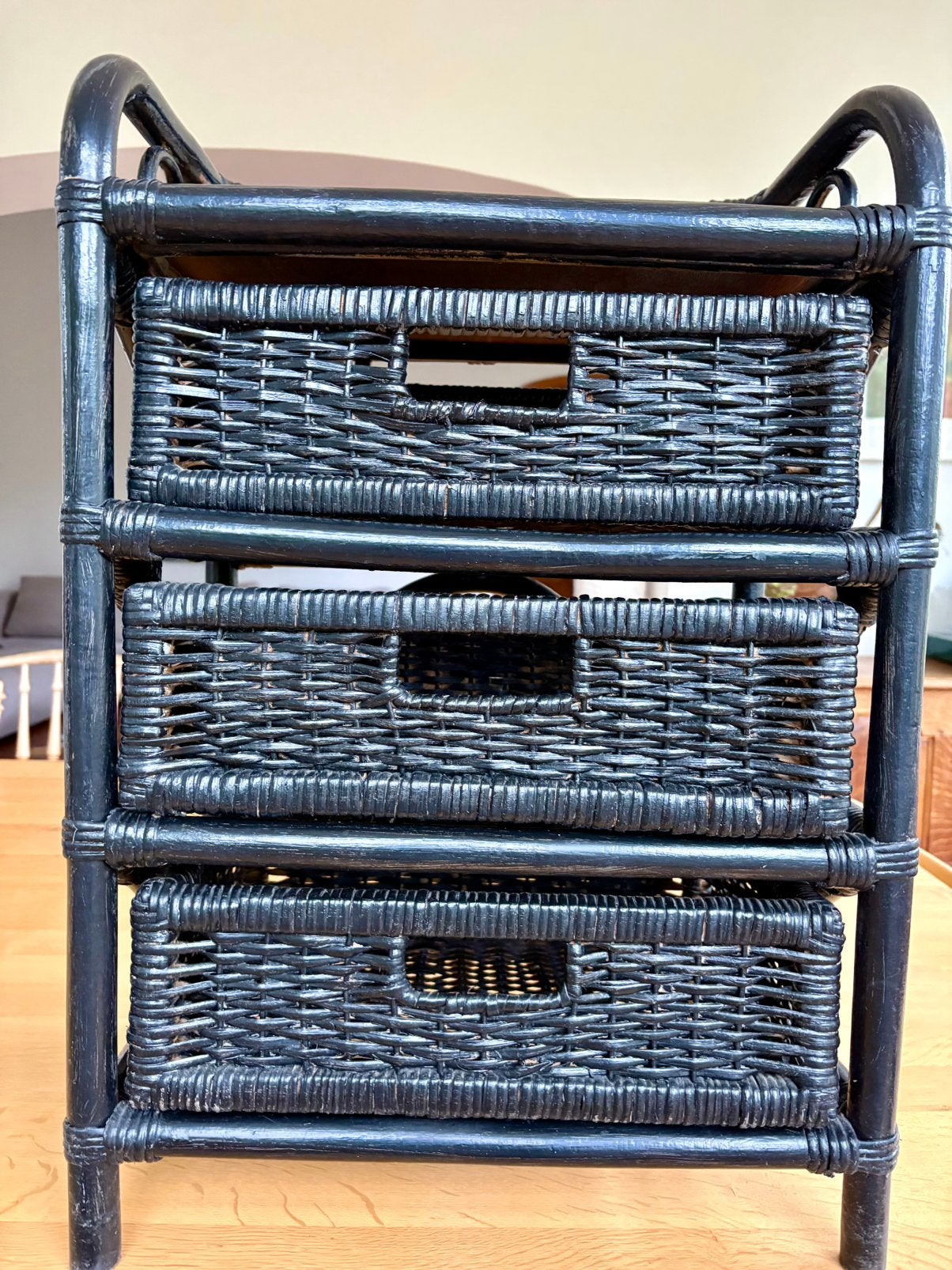 Zwart rotan ladekastje met 3 schuiven, Ophalen, Minder dan 50 cm, Gebruikt, 3 of 4 laden