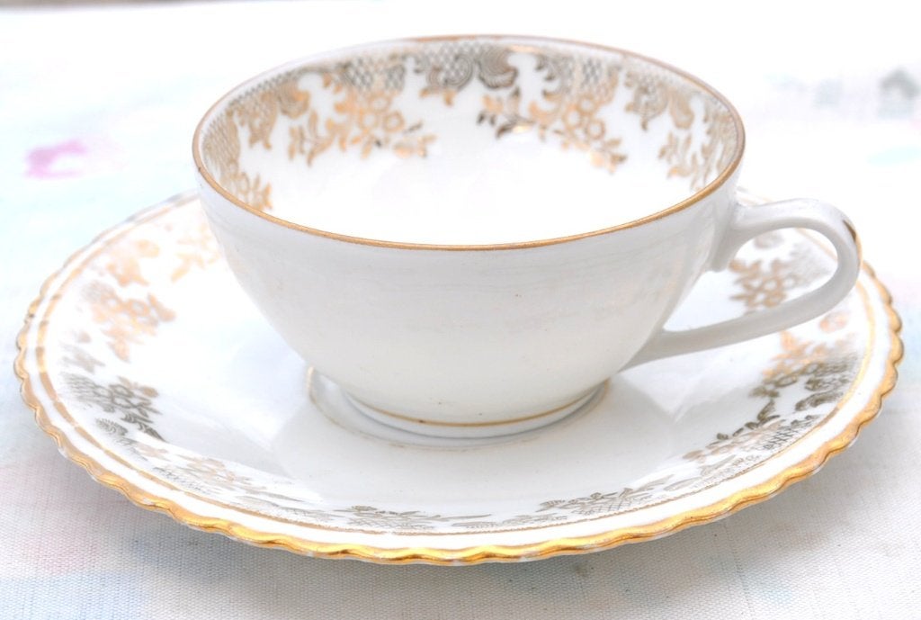 tasse et sous tasse de collection  en porcelaine ADP france, Enlèvement ou Envoi
