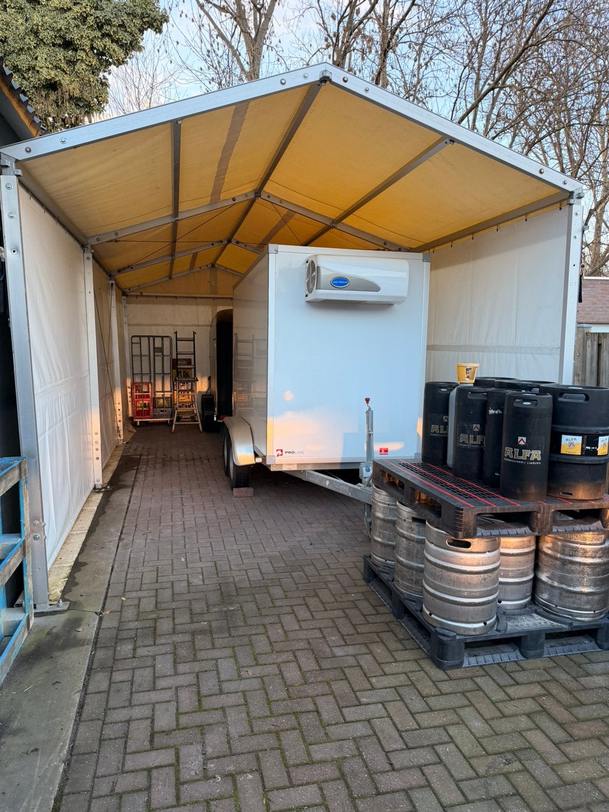 Overkapping Garagetent Opslagtent Carport  4x9mtr, Tuin en Terras, Partytenten, Ophalen, Gebruikt, Overige typen, 4 tot 6 meter