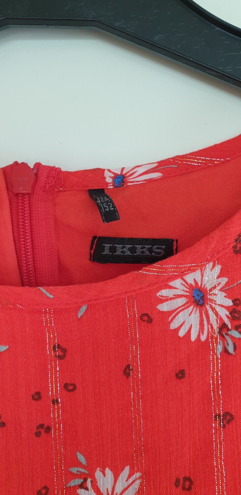 Magnifique petite robe rouge motifs fleurs IKKS fille 12 ans, Robe ou Jupe, Enlèvement ou Envoi, IKKS, Comme neuf