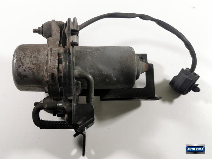 Pompe à vide (essence) d'un Volvo V70, -, 3 mois de garantie, -, -