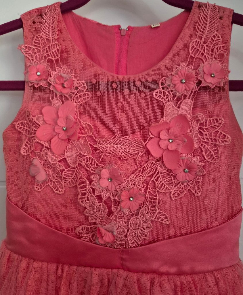 Superbe robe de princesse - Rose corail - Excellent état!, Enfants & Bébés, Costumes de carnaval & Déguisements, Enlèvement, Comme neuf