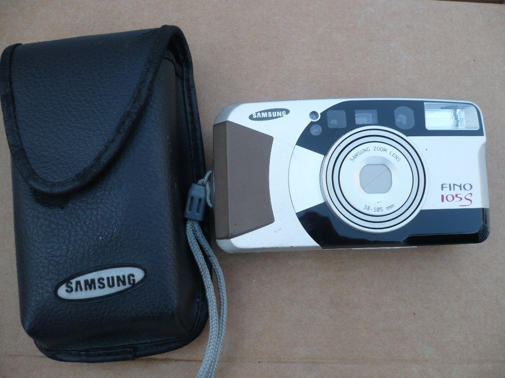 Fotocamera samsung Fino 105 S bijna nieuw, perfect werkend., Audio, Tv en Foto, Ophalen of Verzenden, Samsung