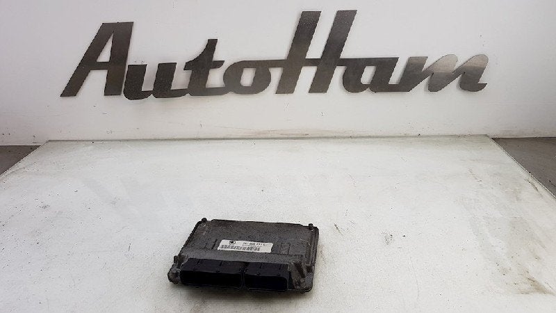 CALCULATEUR MOTEUR ECU Skoda Fabia (6Y5) (01-2000/12-2007), Utilisé, Info@skoda-auto.de, Skoda, Max-Planck-Straße  3-5
64331  Weiterstadt, DE