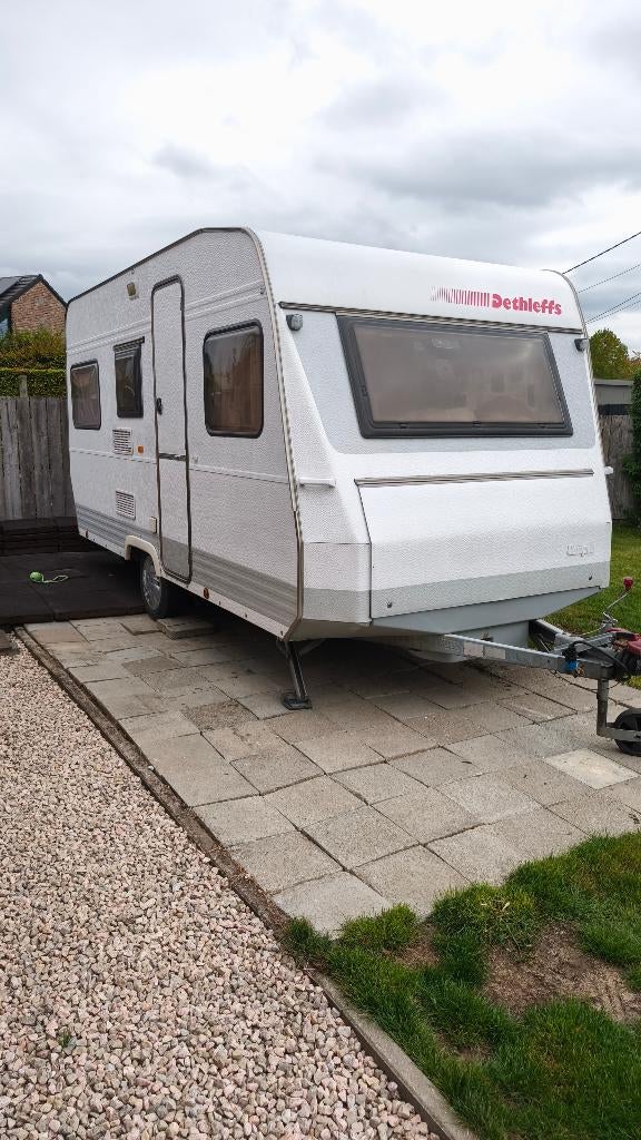 Camping-car Dethleffs 420T, Caravanes & Camping, Caravanes, Jusqu'à 4, 4 à 5 mètres, Lit transversal, 750 - 1000 kg