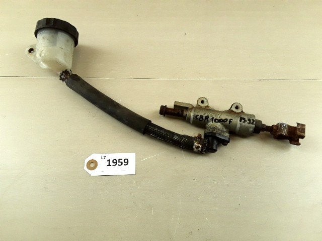 CBR1000F 1989 - 1992 Honda Rempomp D1-37522