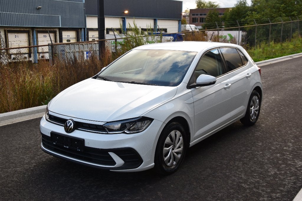 Volkswagen Polo 1.0 Life - Carplay, Dealer onderhouden, Stof, Euro 6, https://public.car-pass.be/vhr/f8e49b4b-c1a3-4262-8b0b-b9ccd75f31f7