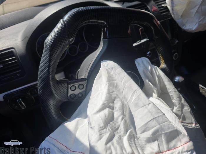 Volant d'un Volkswagen Golf, -, Volkswagen, -, 3 mois de garantie