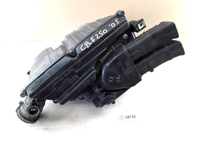 CBF250 2004 - 2012 Honda Airbox D1-35330, Motoren, Onderdelen | Honda