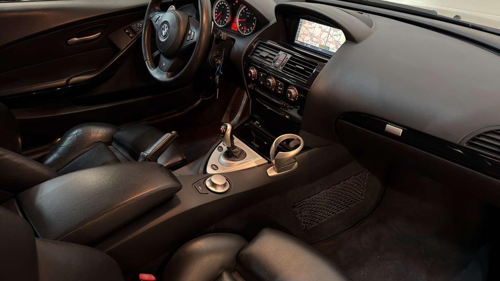 BMW M6 Coupé 5.0i V10 SMG, Auto's, BMW, Automaat, 4 zetels, Gebruikt, Zwart
