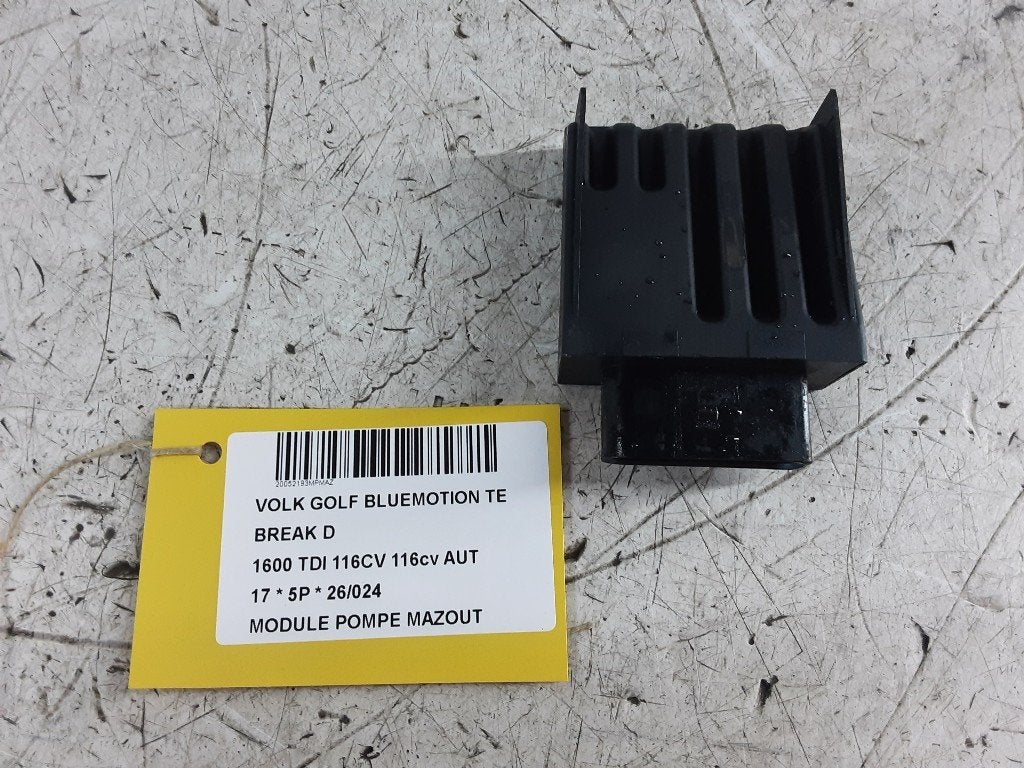 ORDINATEUR POMPE A CARBURANT Golf VII Variant (AUVV), Volkswagen, Volkswagen AG, Utilisé, Kundenbetreuung@volkswagen.de