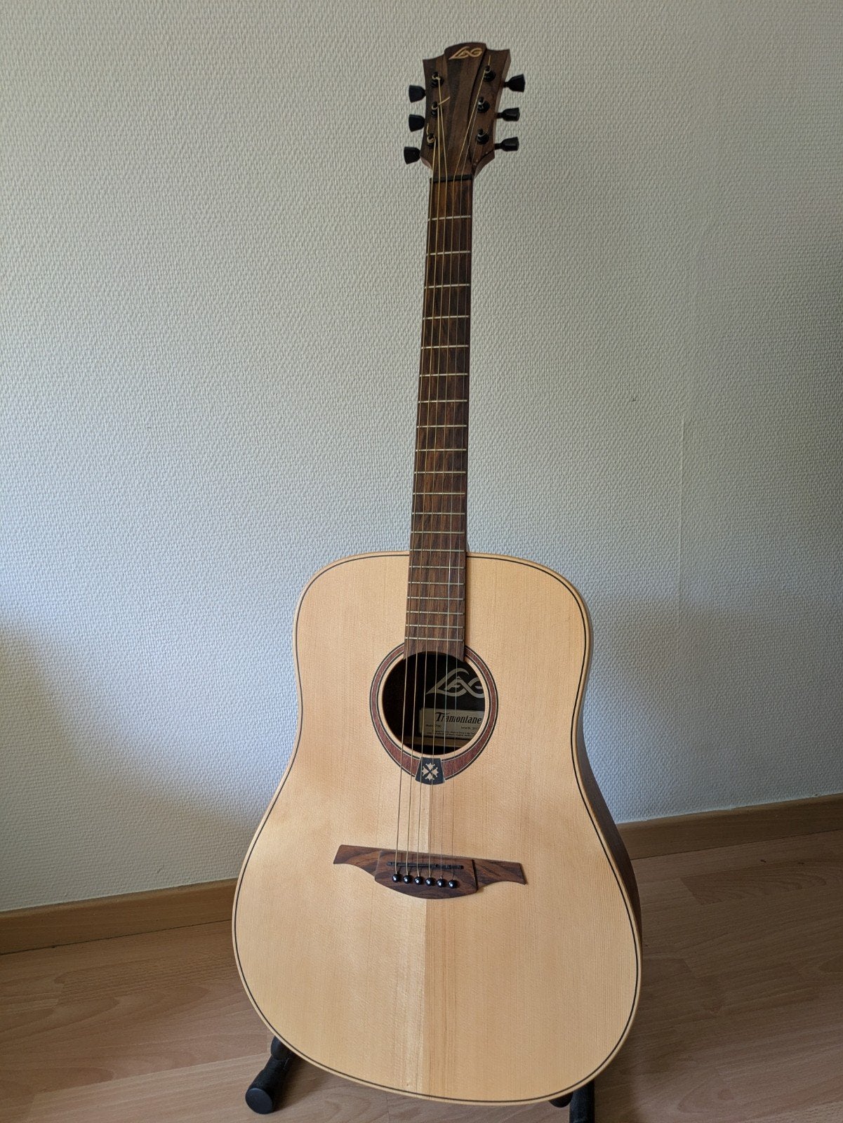 Lag Tramontane T70D acoustic guitar, Muziek en Instrumenten, Snaarinstrumenten | Gitaren | Akoestisch, Ophalen