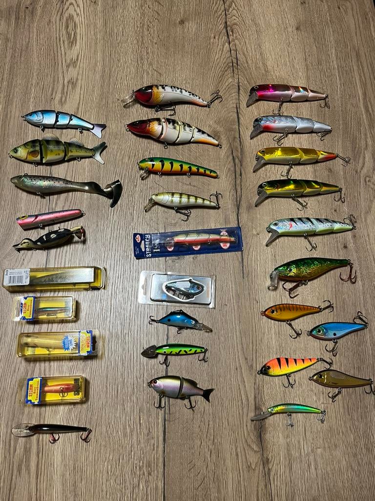 Set de leurres, Sports nautiques & Bateaux, Pêche à la ligne | Poissons prédateurs, Enlèvement ou Envoi, Comme neuf