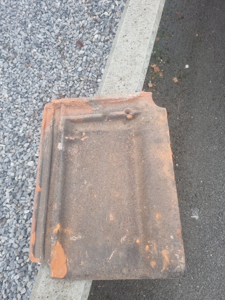 Veilles tuiles Hennuyeres, Pierre ou Argile, Enlèvement, Utilisé, Rouge
