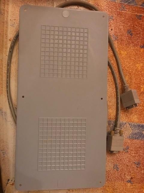 Antenne Unikon, Dieren en Toebehoren