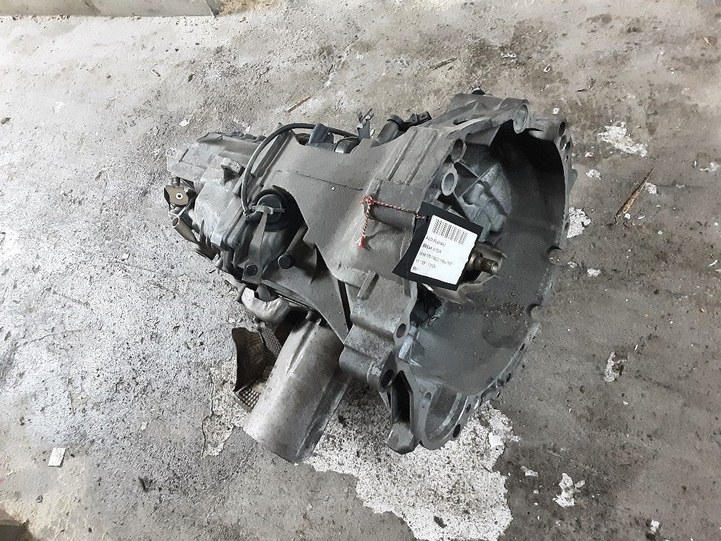 BOITE DE VITESSES MANUELLE Audi A6 Avant (C5), Auto-Union-Straße  1,
85057  Ingolstadt, DE, Info@audi.de, Audi, Utilisé