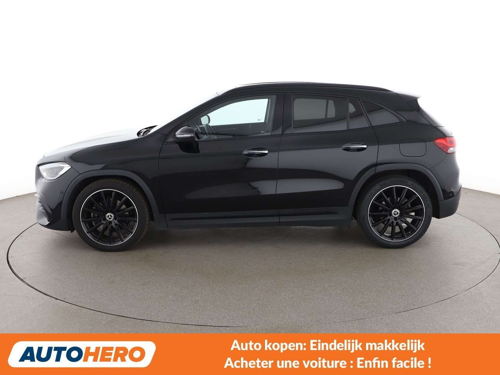 Mercedes-Benz GLA 200 GLA 200 d AMG Line (bj 2023), Auto's, Parkeerassistent, Gebruikt, Zwart, 150 pk